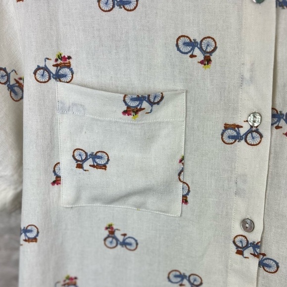 RAE DUNN Bicycle Flowers in Basket Linen Button Up Shirt Medium Novelty Print - Picture 5 of 16